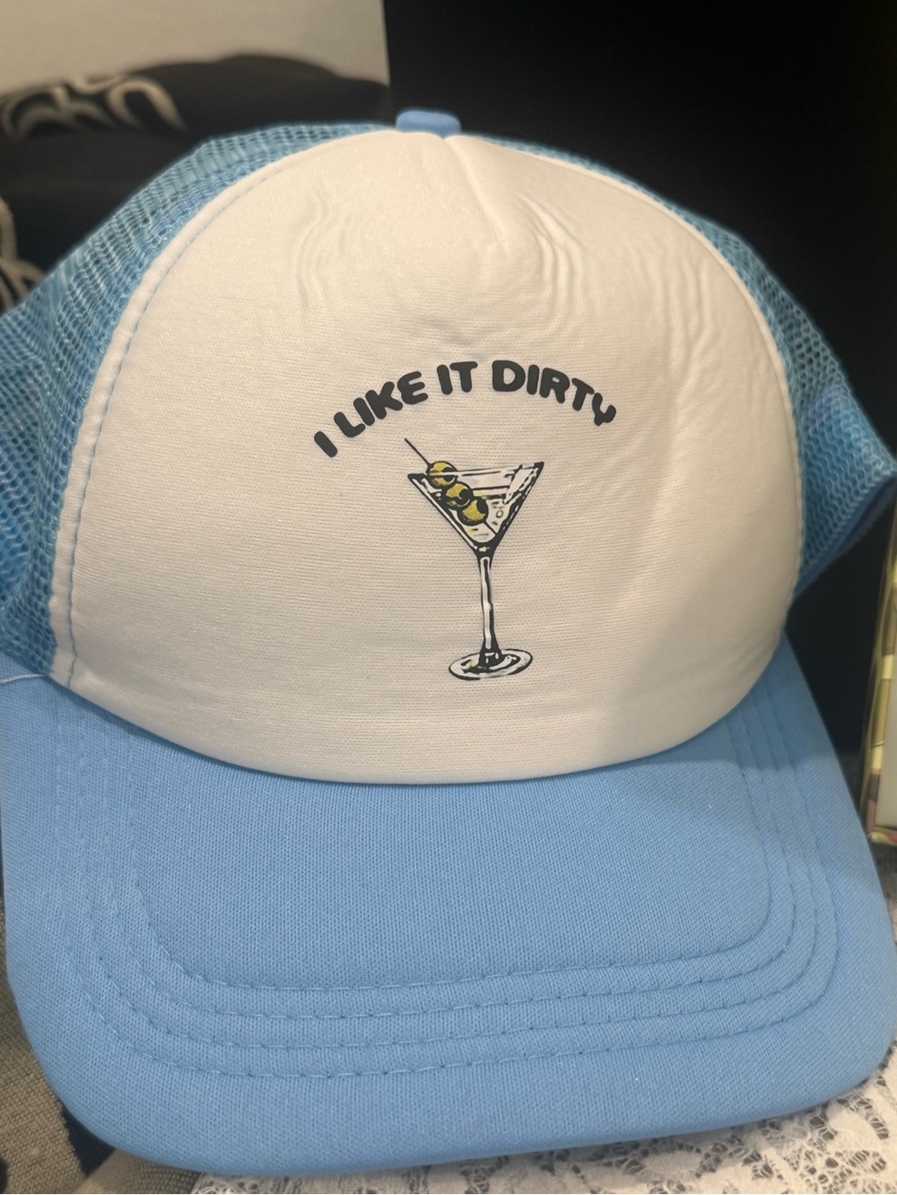 Trucker martini cap w/ Piper·k Blue & White Striped Martini Keychain - Picture 2 of 3
